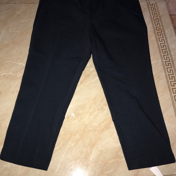 Amanda Chelsea 16x24 - Picture 2 of 9